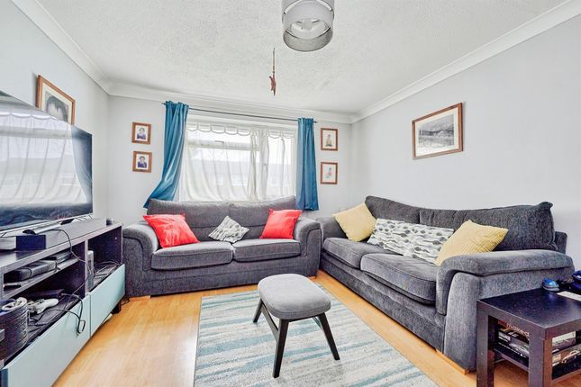 41, Goddard Way, Saffron Walden photo 4