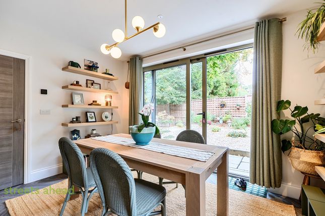 25D,, Roke Road, Kenley photo 4