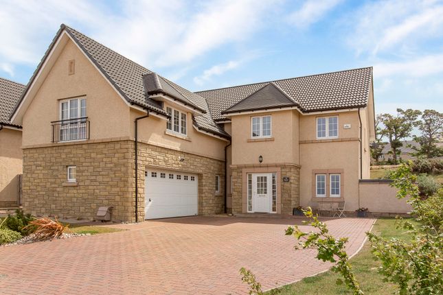 Thumbnail Detached house for sale in 32 Kings View Crescent, Ratho