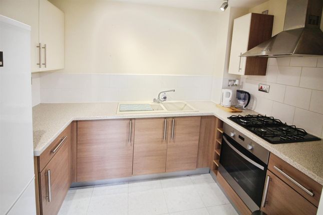Apartment 10, 99, Aberford Road, Leeds photo 2