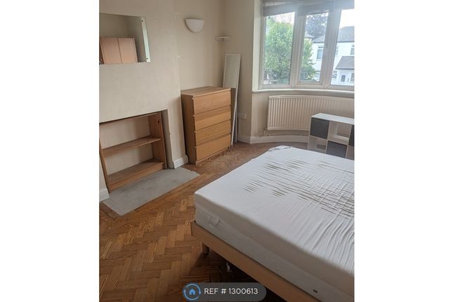 Mutton Lane, Potters Bar photo 3
