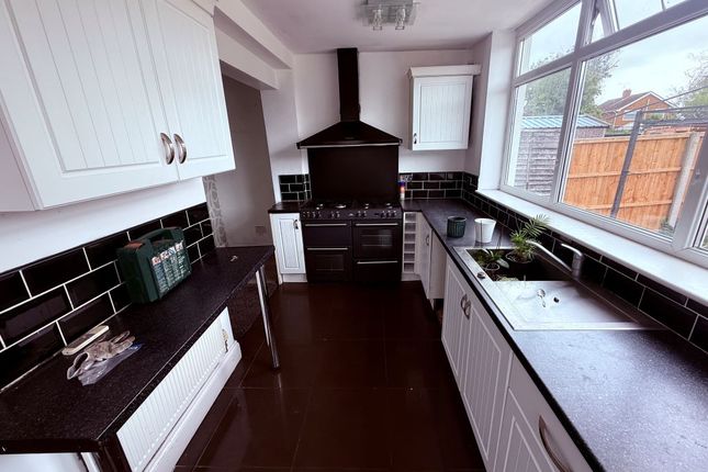 44, Church Lane, Ellesmere Port photo 3