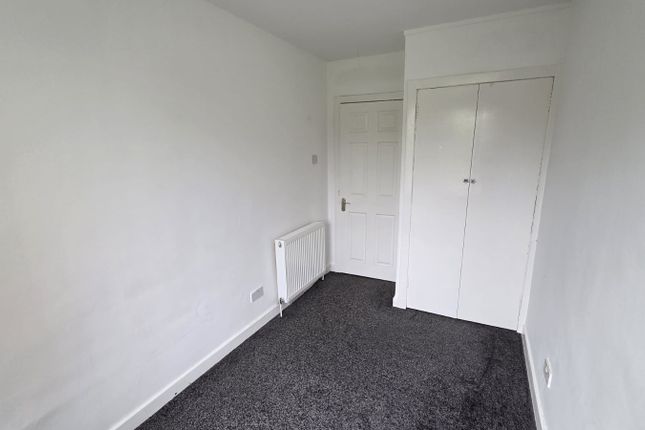 Flat 2-2, 1, Bearhope Street, Greenock photo 3