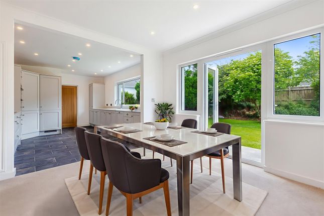 3 Manor Bend, Manor Bend, Brixham photo 4