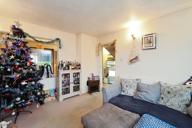 125, Elm Tree Avenue, Belper photo 4