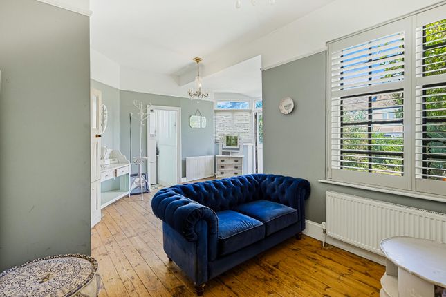 134, Leigh Hall Road, Leigh-On-Sea photo 5