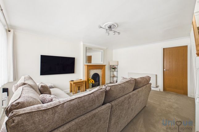 9, Abbots Close, Kirkham photo 4