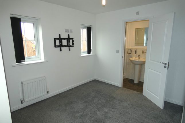 Semi-detached house to rent in Bradford Avenue, Chorley