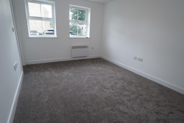 1021B, Harrogate Road, Bradford photo 5