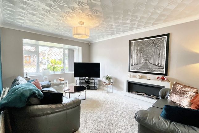10 Glebe Close, Stoke-On-Trent photo 3