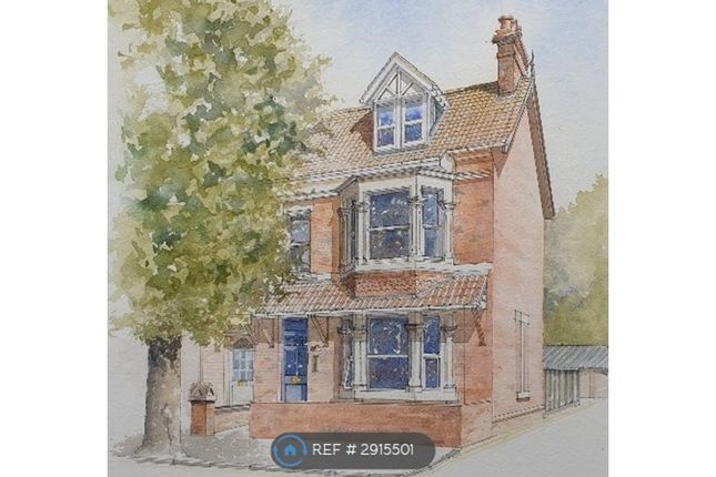 Flat, County House County Road, Swindon photo 2