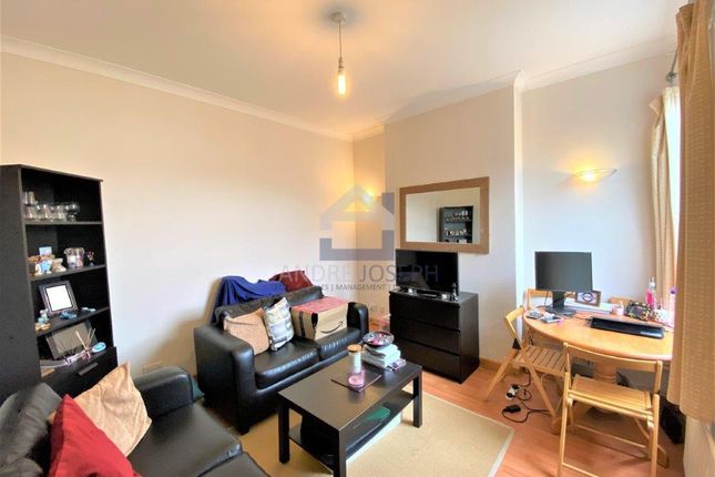 Thumbnail Flat to rent in Tooting Bec Road, Tooting Bec, London