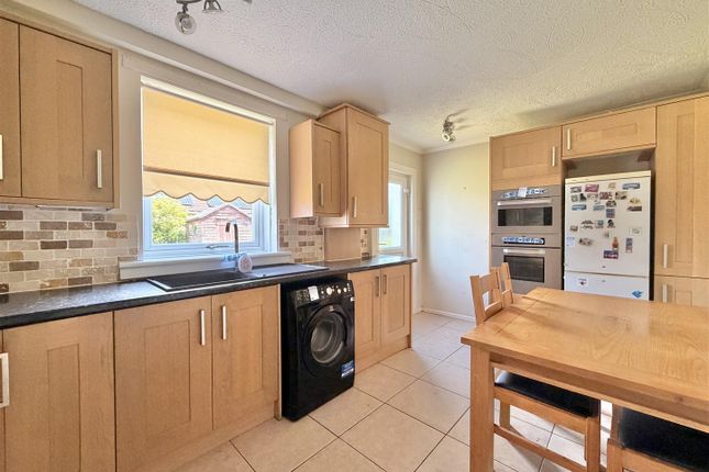 42, Douglas Crescent, Glasgow photo 4