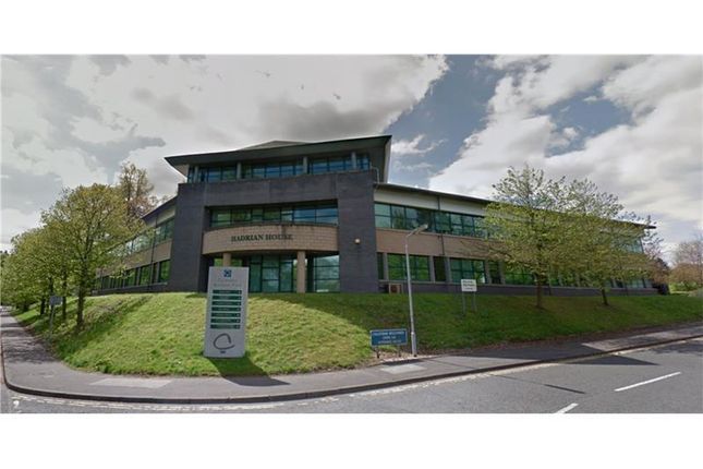 Thumbnail Office to let in Hadrian House, Callendar Business Park, Falkirk
