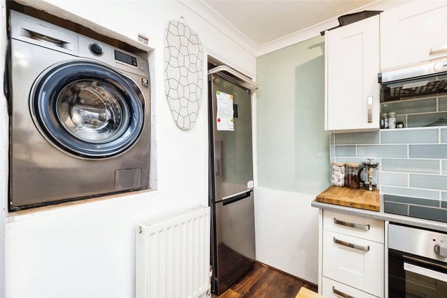 Flat for sale in Gardner Close, London