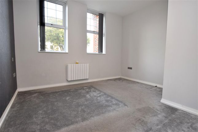 Flat to rent in Hastings Road, Bexhill-On-Sea
