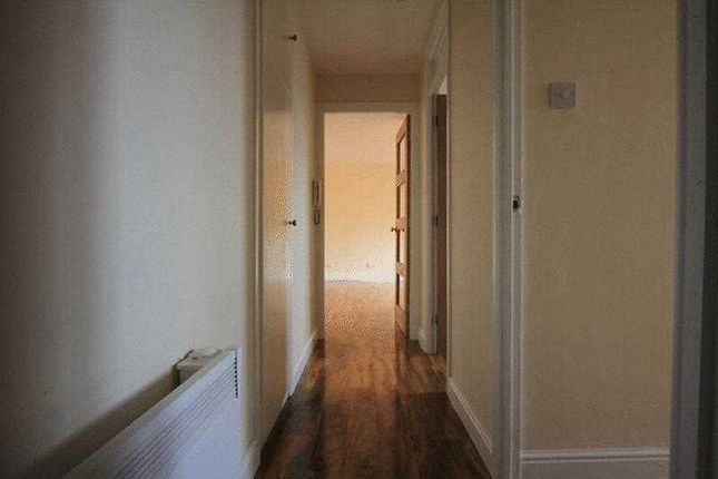 16, Poulevara House, West Oakhill Park, Liverpool photo 2