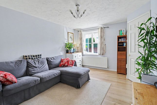 33 Watkin Road, Southampton photo 2