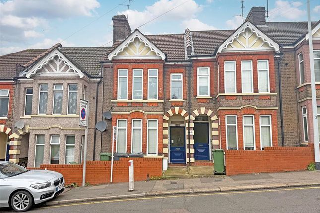 6-bed house on 329, High Town Road, LUTON, £300,000