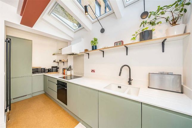2B, Kildoran Road, London photo 4