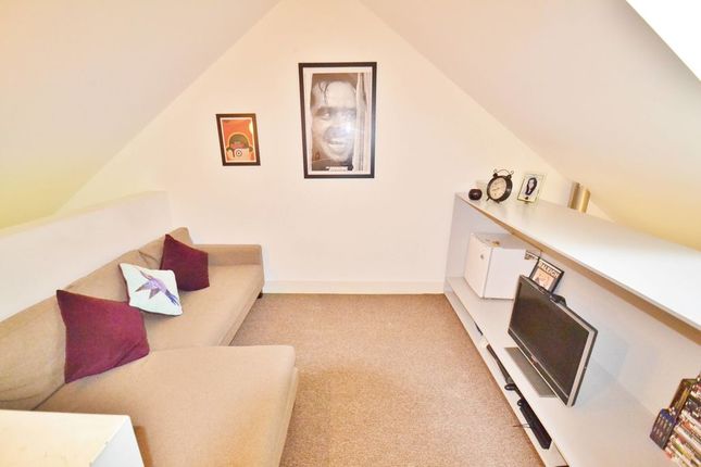 41, Ash Street, Salford photo 5