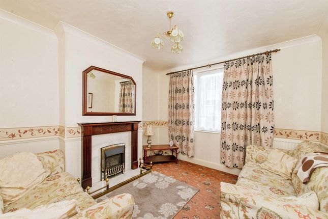 Terraced house for sale in Smawthorne Lane, Castleford