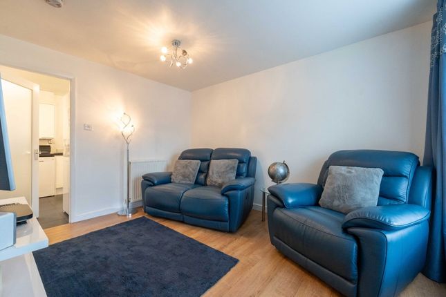 20, Maple Crescent, Glasgow photo 4