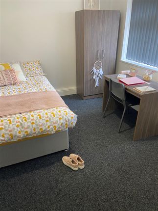 Shared accommodation to rent in Falmouth Street, Hull