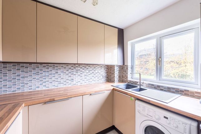 Thumbnail Flat to rent in St Benedict's Close, Furzedown, London