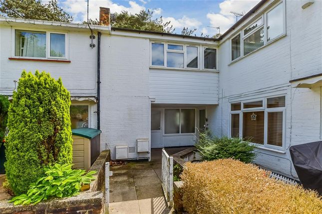 Thumbnail Maisonette for sale in Midhurst Close, Ifield, Crawley, West Sussex
