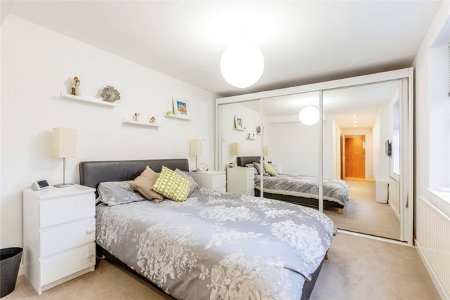 Wilson Court, Stirling Drive, Luton photo 5