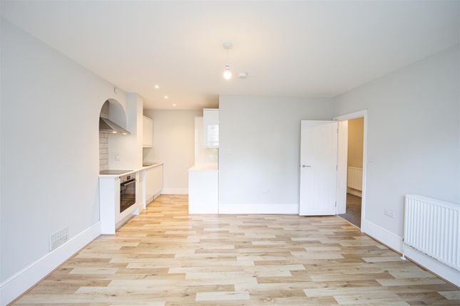 Lower Ground Floor Flat, 76, London Road, St Leonards-On-Sea photo 3