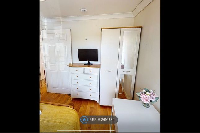 Room-1 Pic 1