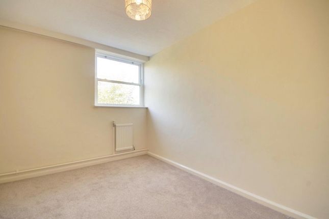 Flat to rent in Evesham Road, Cheltenham