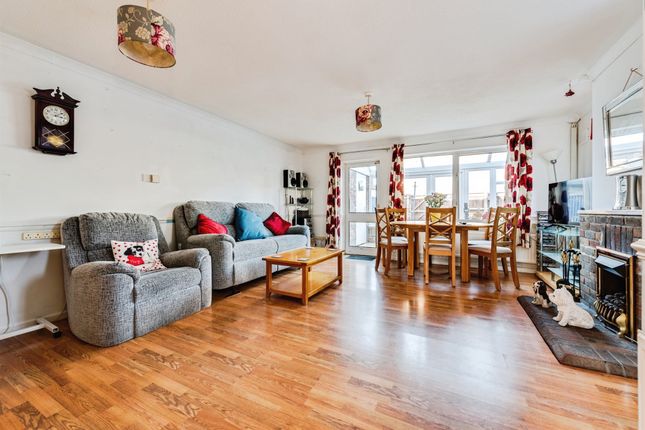 17, Lyford Close, Abingdon photo 4