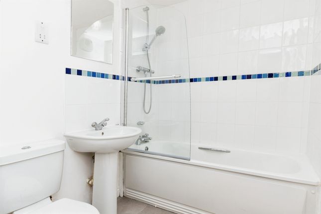 Flat 16, Letchworth Garden City photo 3