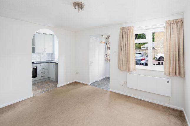 26, Whimbrel Close, Bicester photo 4