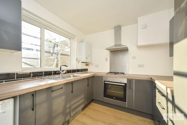 56, Dittisham Road, London photo 3