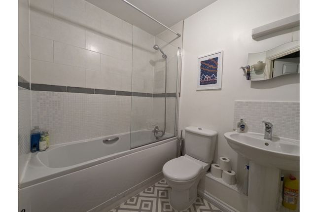 Flat for sale in Claremont Place, Camberley