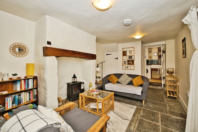 53, South Street, Crewkerne photo 2