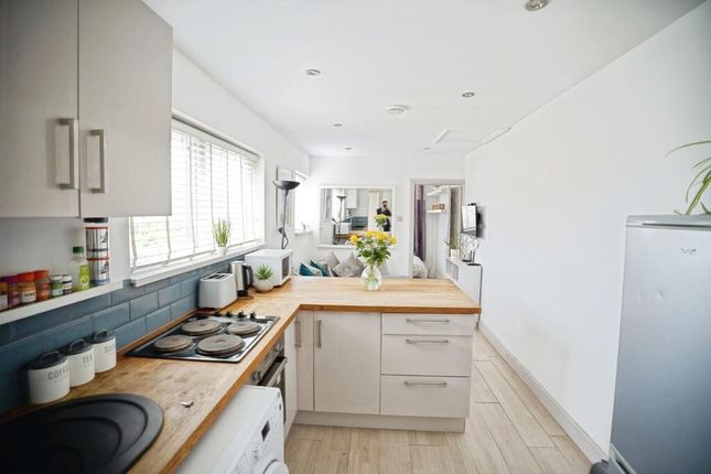 2a ambrose corner, Robin Hood Road, Elsenham photo 3
