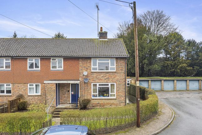 Thumbnail Flat for sale in Greatpin Croft, Pulborough