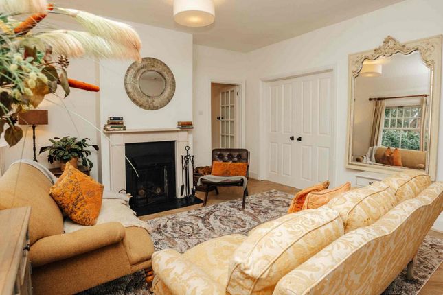 Laurel Cottage, Lambridge Lane, Henley-on-thames photo 2