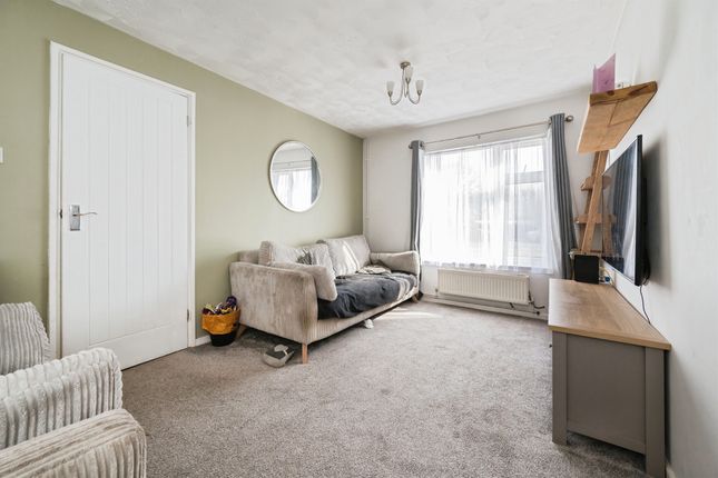 62, Northmore Road, Southampton photo 4