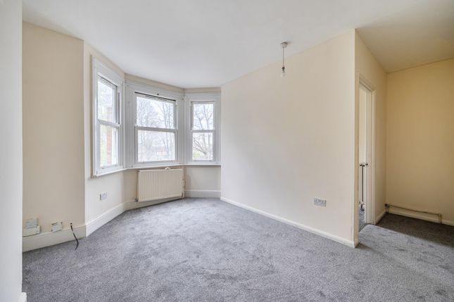 1B,, Maitland Road, London photo 3