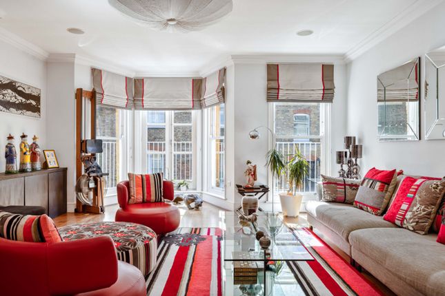 Thumbnail Terraced house for sale in Roland Way, London