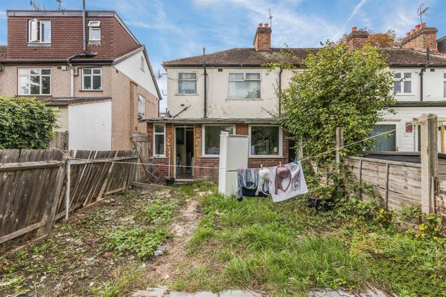 Property for sale in Christchurch Close, Colliers Wood, London