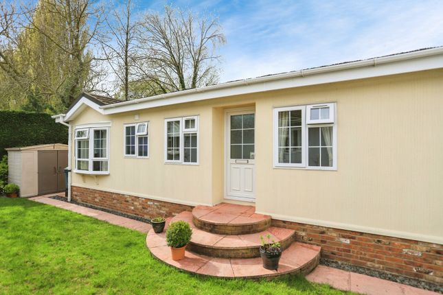 Bungalow for sale in Roecliffe Park, Roecliffe, York, North Yorkshire