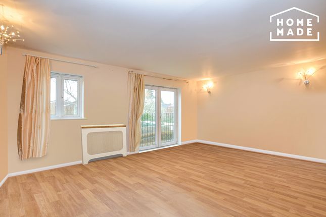 Thumbnail Flat to rent in Celandine Grove, Enfield