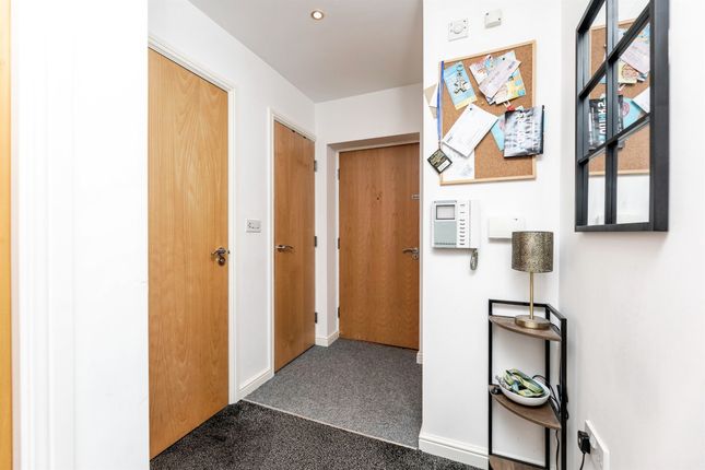 Apartment 7, Plumpton House, Two Gates Way, Barnsley photo 3